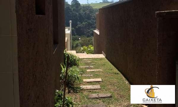 Casa de Condomínio à venda com 3 quartos, 300m² - Foto 13