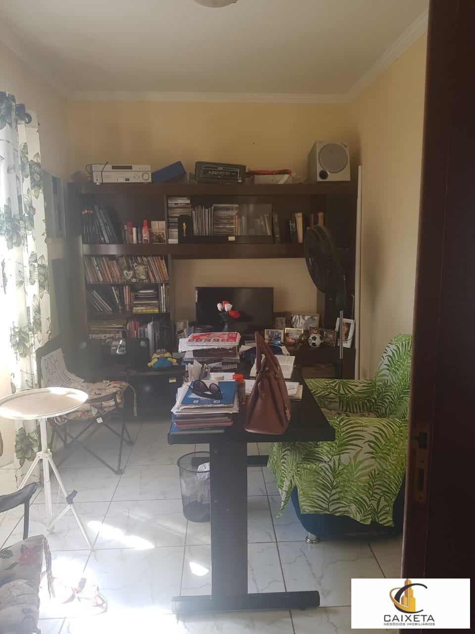 Casa de Condomínio à venda com 4 quartos, 45080m² - Foto 12