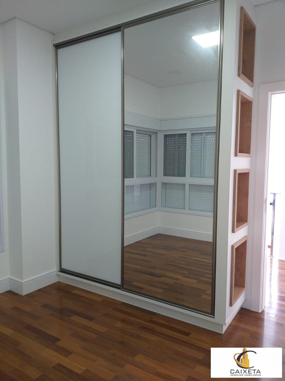 Casa à venda com 4 quartos, 800m² - Foto 11