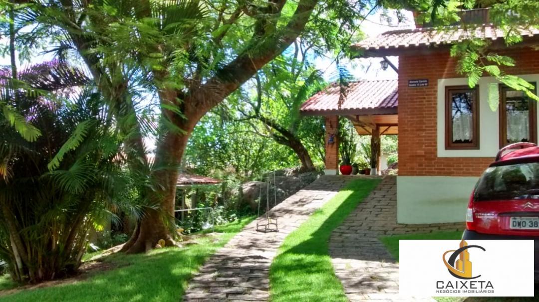 Casa de Condomínio à venda e aluguel com 3 quartos, 500m² - Foto 1