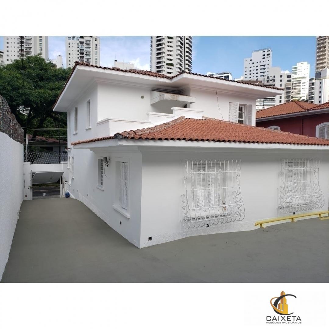 Casa à venda e aluguel com 8 quartos, 450m² - Foto 1