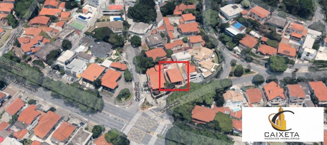 Casa à venda e aluguel com 8 quartos, 450m² - Foto 3