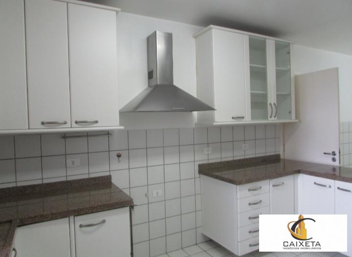 Apartamento à venda com 4 quartos, 289m² - Foto 8