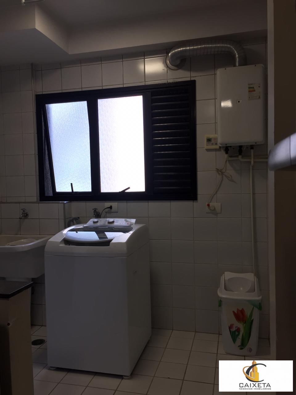 Apartamento para alugar com 2 quartos, 156m² - Foto 7