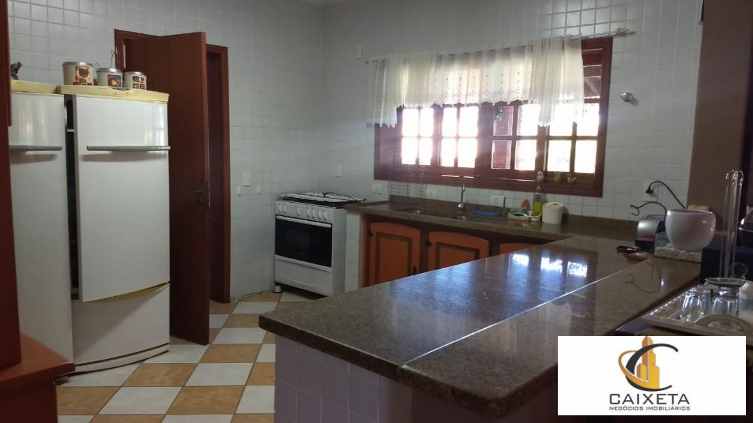 Fazenda à venda com 4 quartos, 450m² - Foto 12