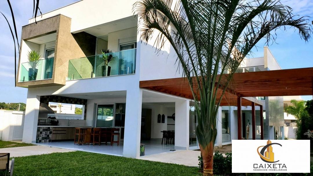 Casa de Condomínio à venda com 6 quartos, 450m² - Foto 1