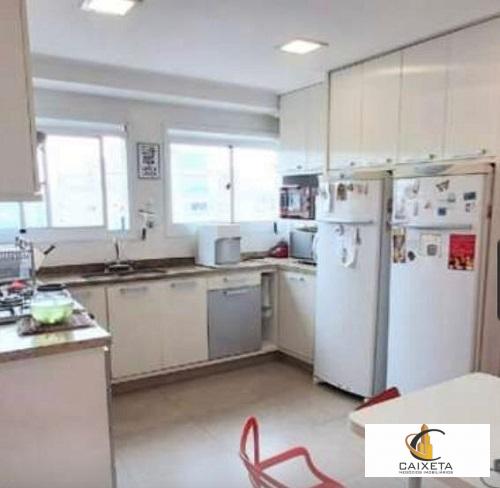 Apartamento à venda com 3 quartos, 172m² - Foto 11