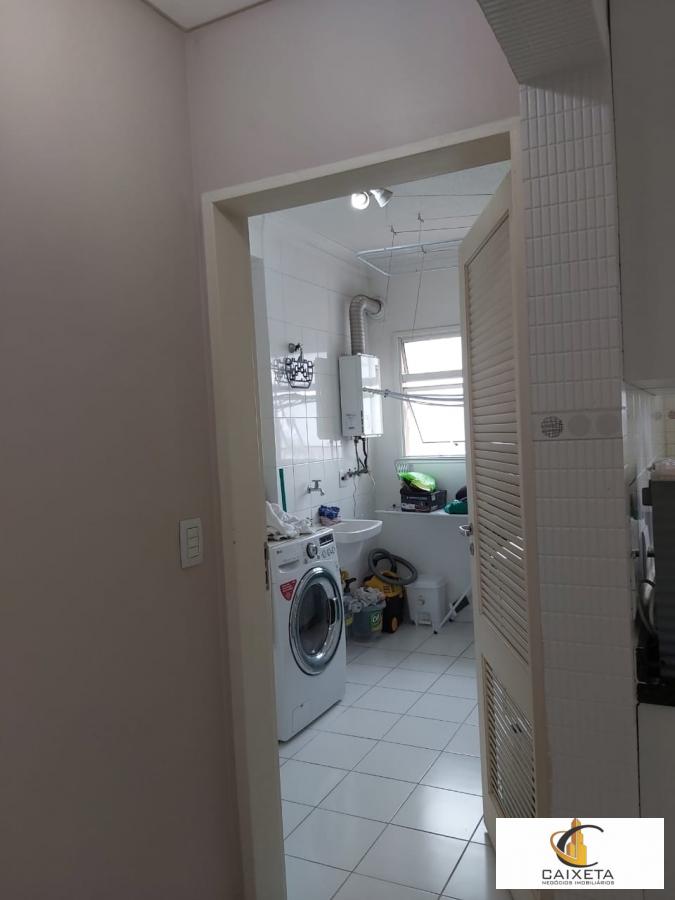 Apartamento à venda com 3 quartos, 115m² - Foto 4