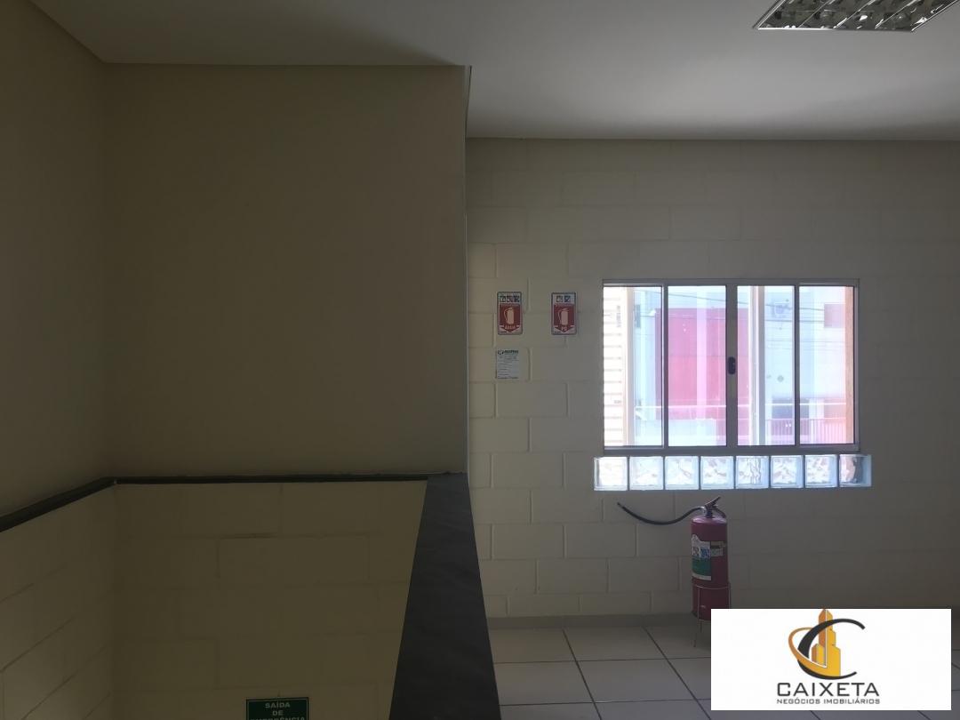 Depósito-Galpão-Armazém para alugar, 570m² - Foto 6