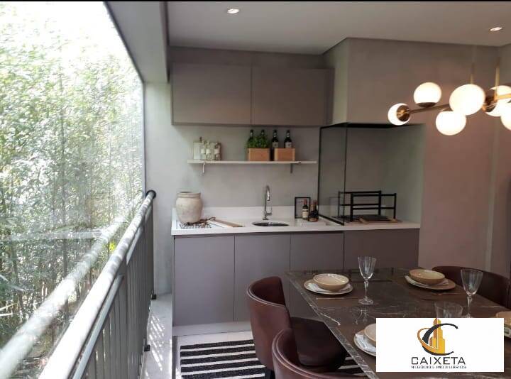 Apartamento à venda com 2 quartos, 66m² - Foto 1