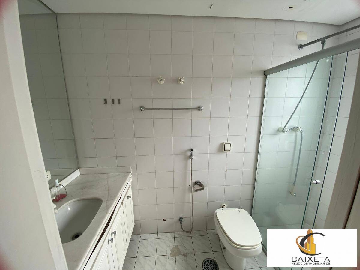 Apartamento à venda com 4 quartos, 183m² - Foto 23