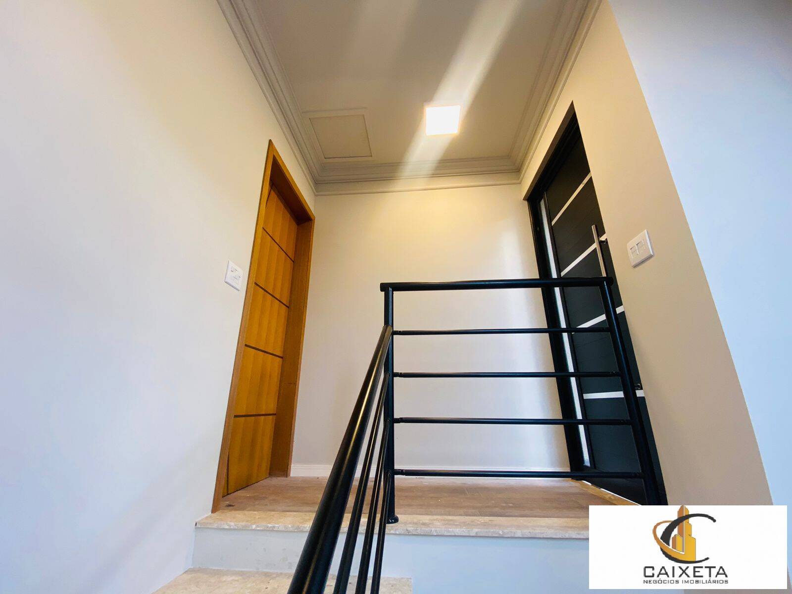 Casa à venda com 3 quartos, 114m² - Foto 14