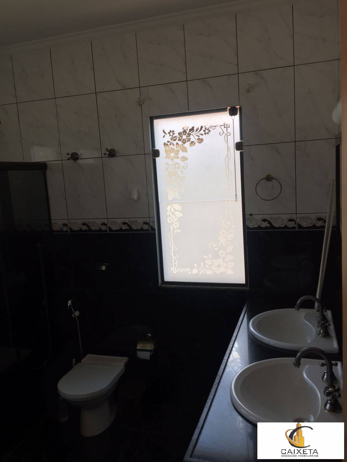 Casa de Condomínio à venda e aluguel com 5 quartos, 400m² - Foto 13