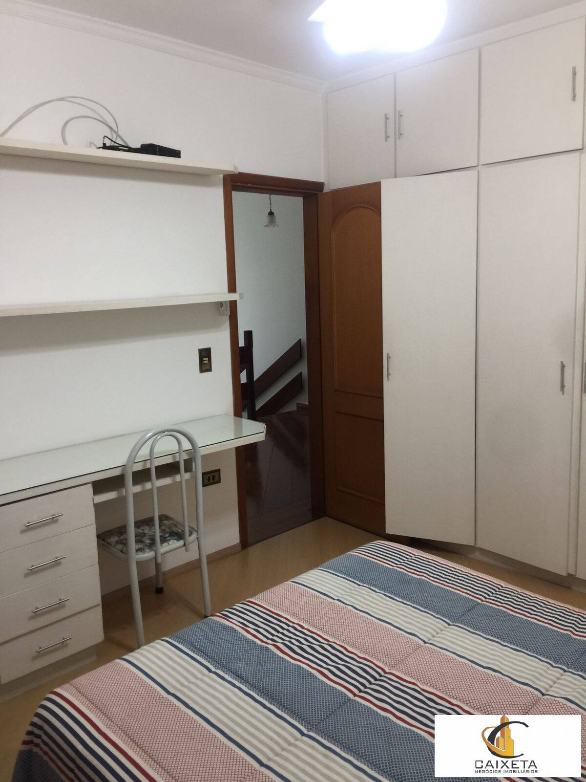 Casa de Condomínio à venda e aluguel com 5 quartos, 400m² - Foto 18