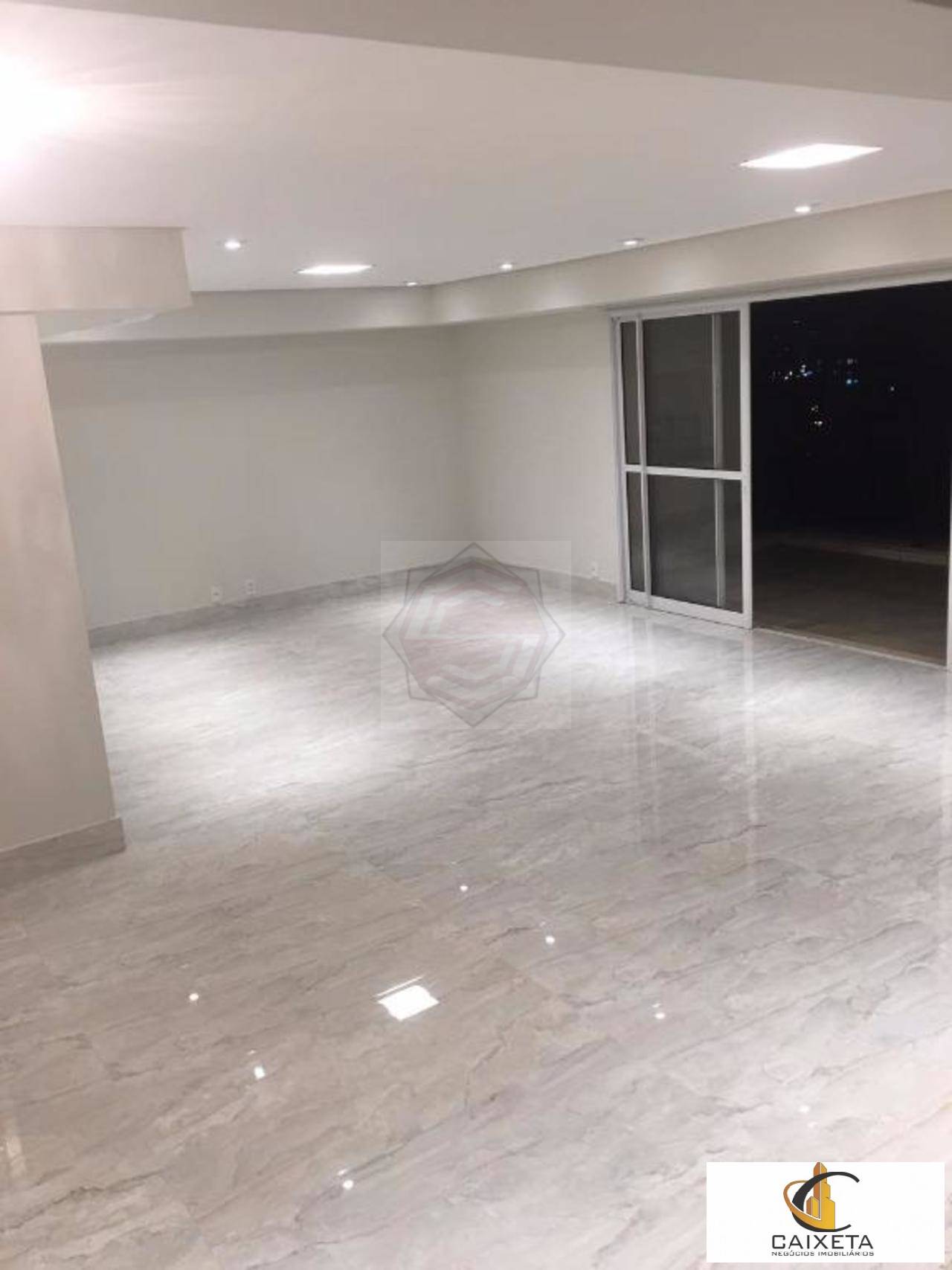 Apartamento à venda com 3 quartos, 270m² - Foto 23