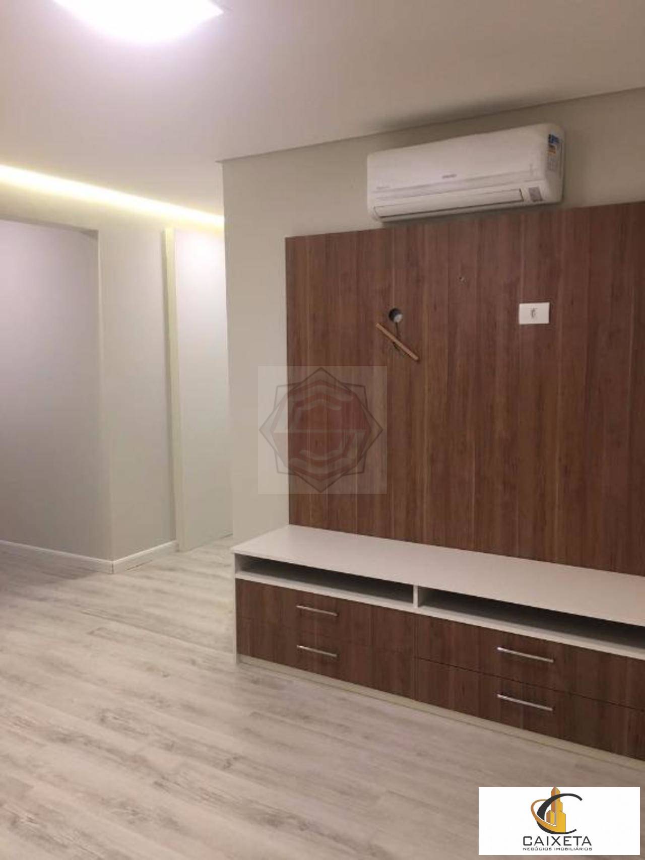 Apartamento à venda com 3 quartos, 270m² - Foto 19