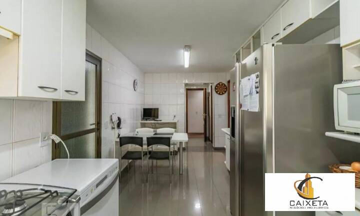 Apartamento à venda com 4 quartos, 288m² - Foto 17