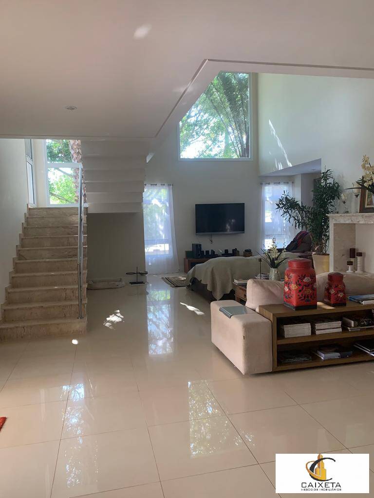 Casa de Condomínio à venda e aluguel com 5 quartos, 545m² - Foto 22