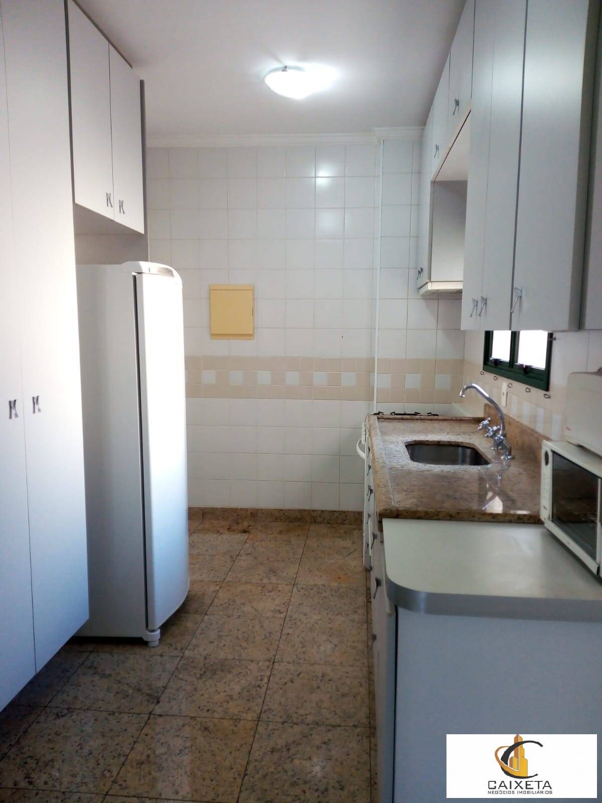 Apartamento à venda e aluguel com 3 quartos, 94m² - Foto 5