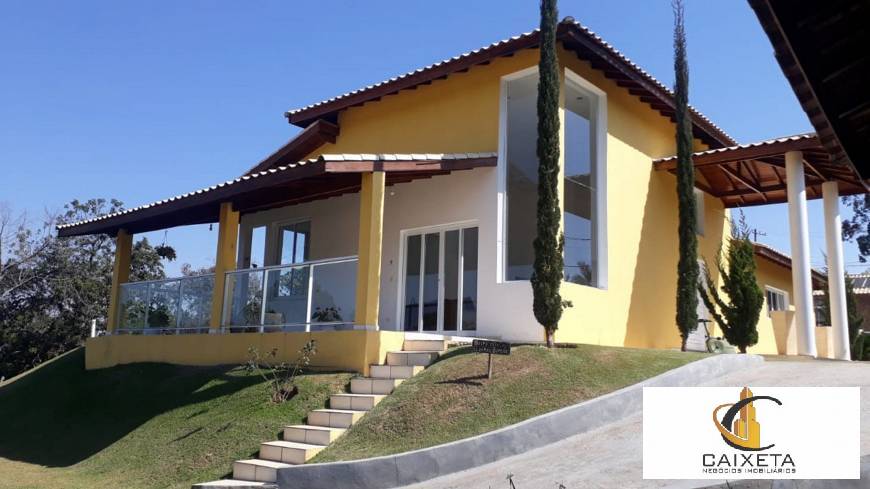 Fazenda à venda com 3 quartos, 350m² - Foto 1