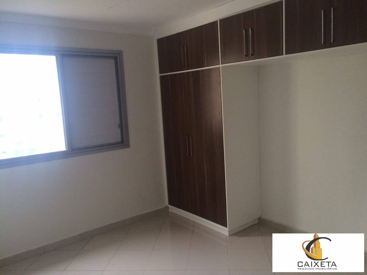 Apartamento à venda com 4 quartos, 260m² - Foto 15