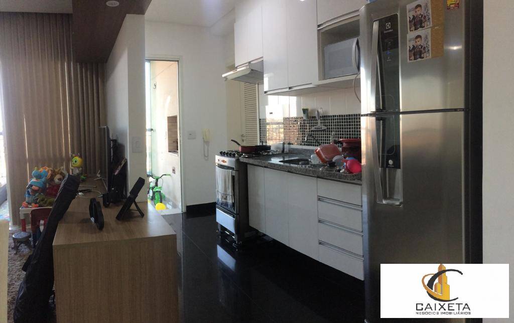 Apartamento à venda com 2 quartos, 76m² - Foto 1