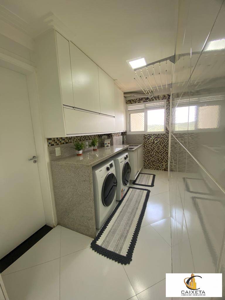 Apartamento à venda com 4 quartos, 202m² - Foto 14