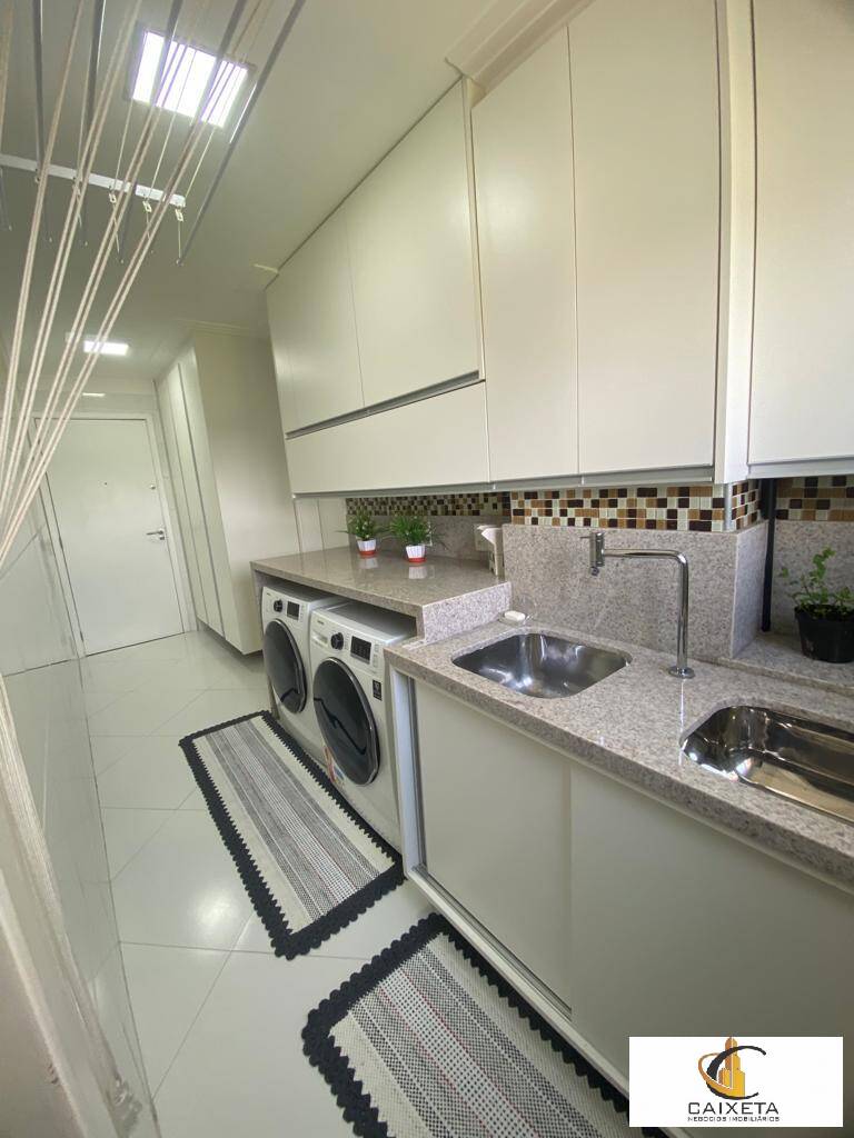 Apartamento à venda com 4 quartos, 202m² - Foto 13