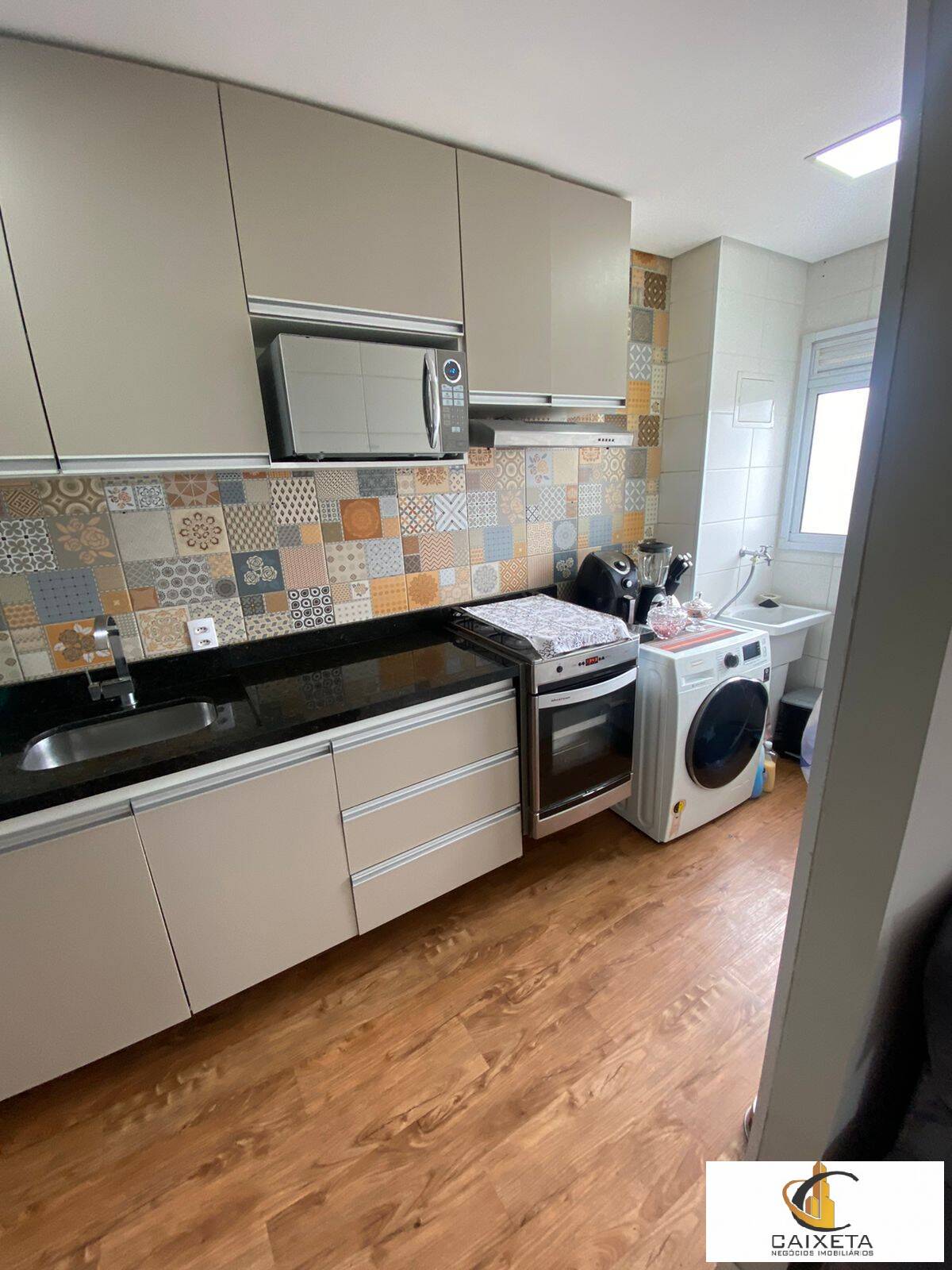 Apartamento à venda com 2 quartos, 56m² - Foto 1