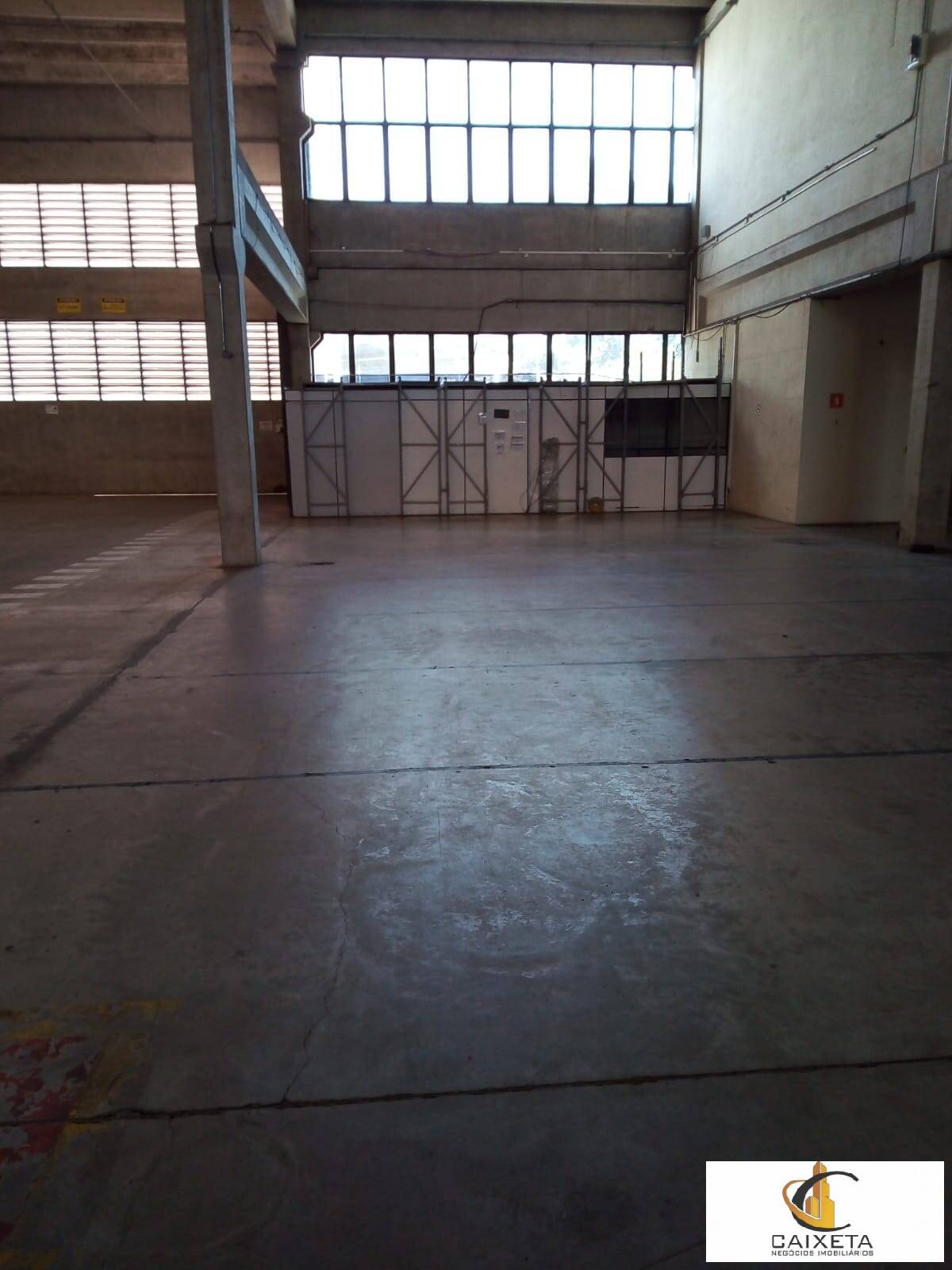 Depósito-Galpão-Armazém para alugar, 3300m² - Foto 11