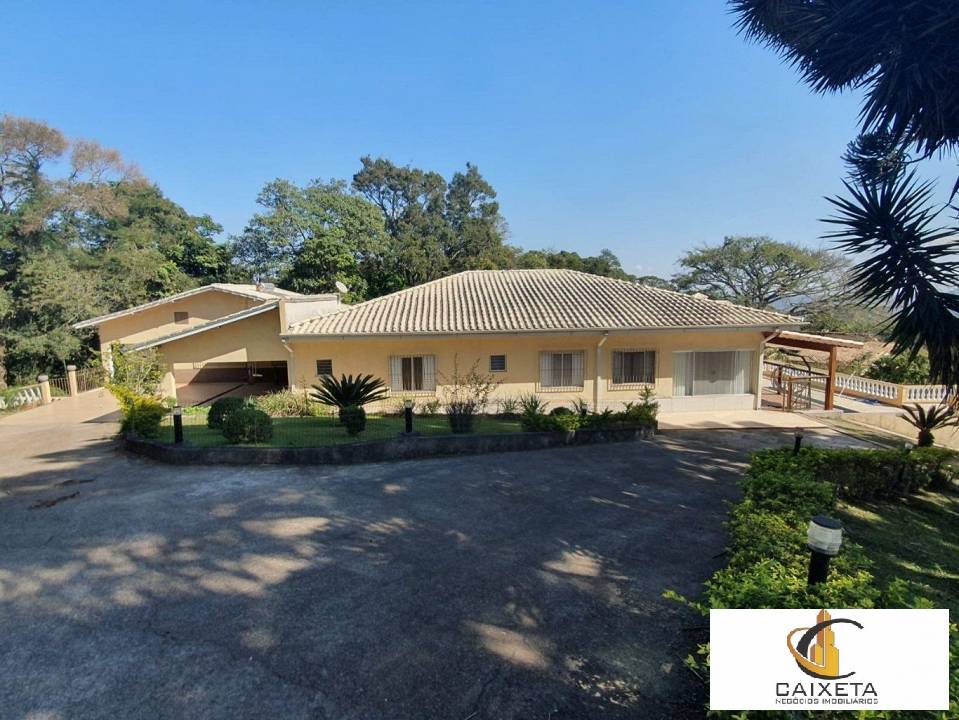 Fazenda à venda com 5 quartos, 450m² - Foto 10