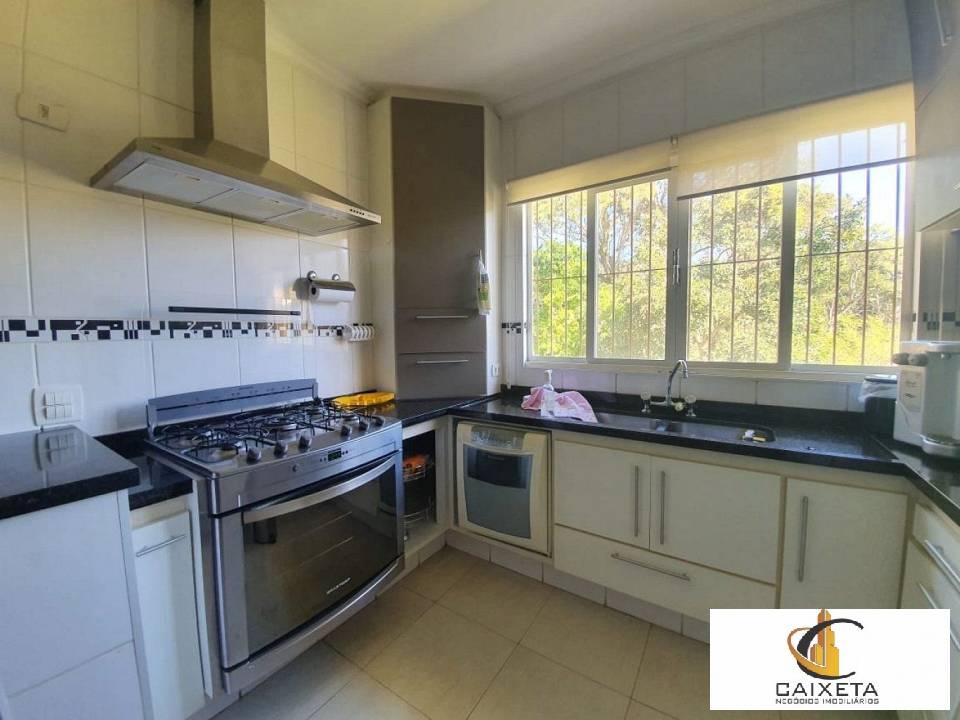 Fazenda à venda com 5 quartos, 450m² - Foto 14