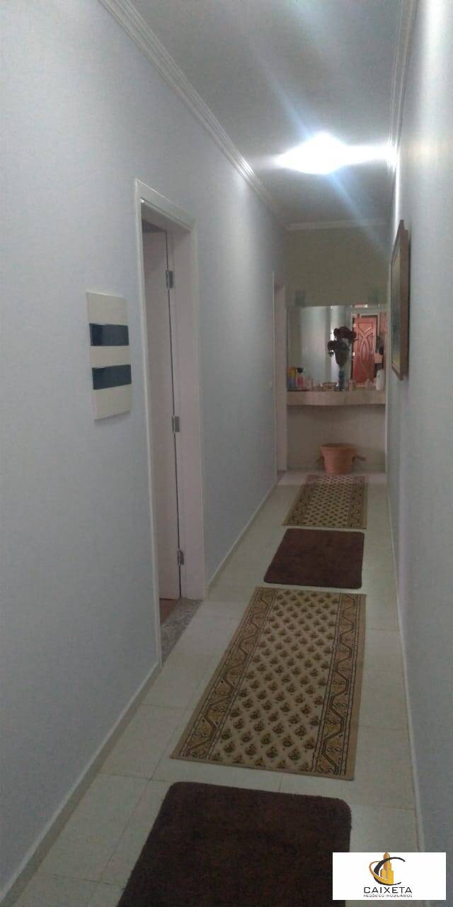 Fazenda à venda com 5 quartos, 450m² - Foto 19