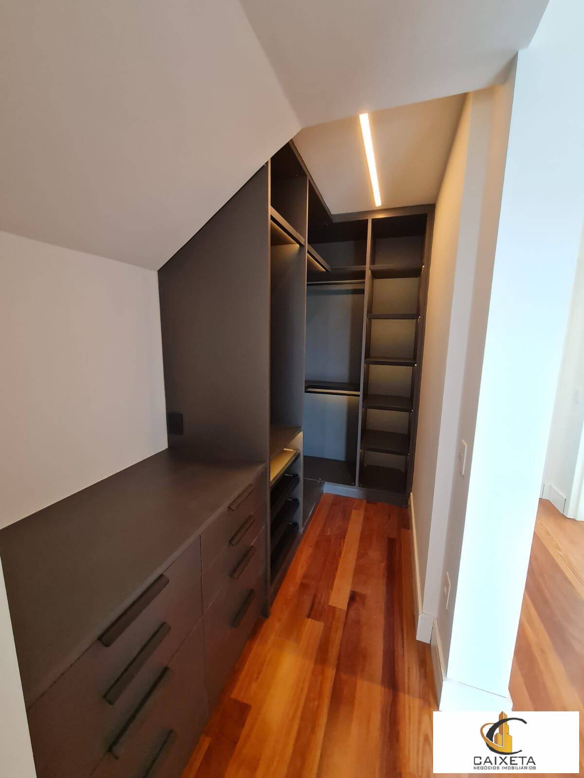 Cobertura à venda e aluguel com 4 quartos, 387m² - Foto 46