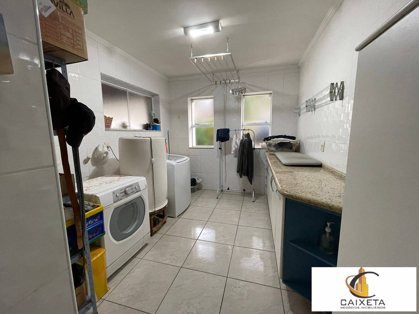 Casa de Condomínio à venda com 3 quartos, 378m² - Foto 14