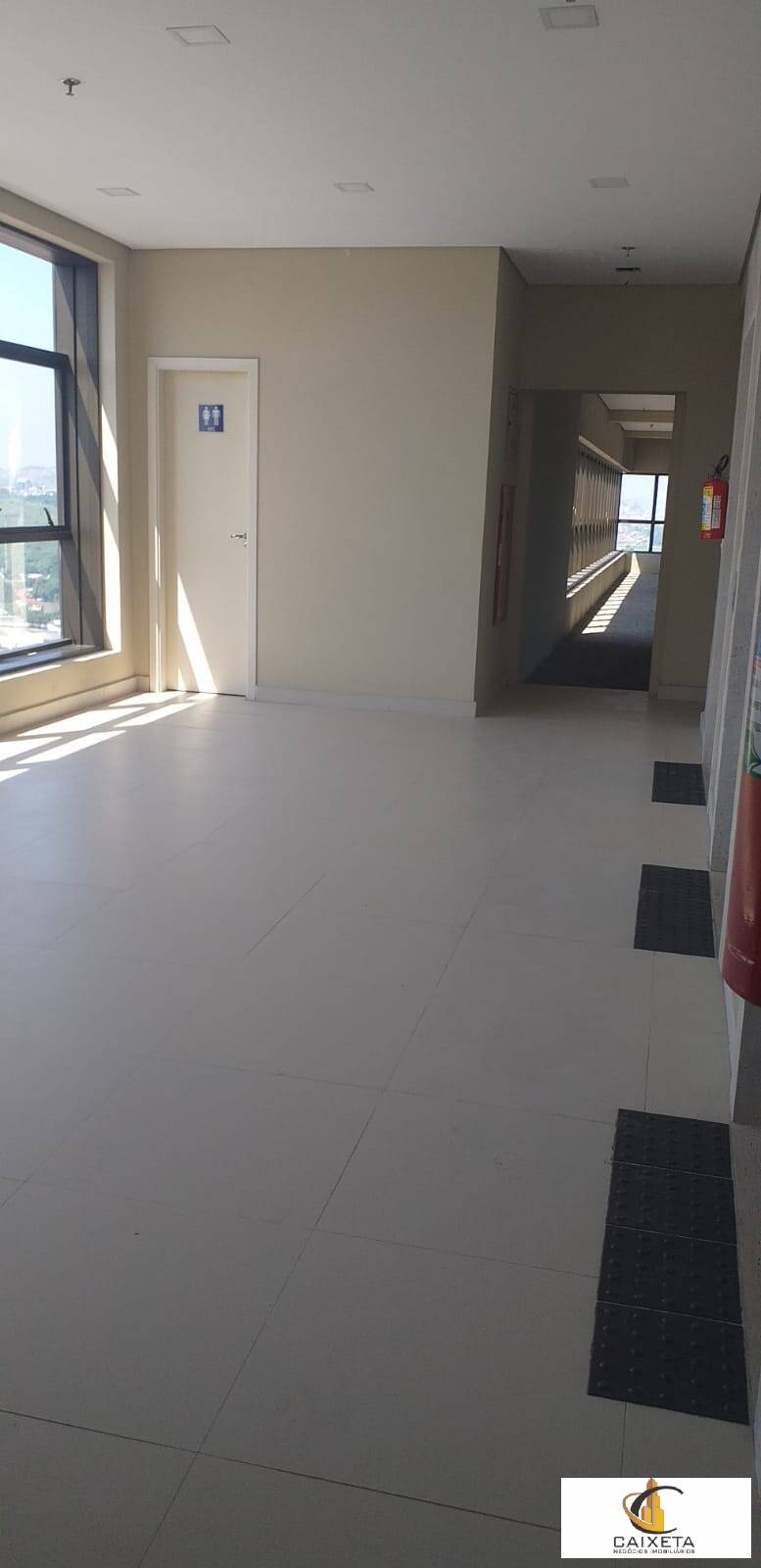 Prédio Inteiro à venda, 630m² - Foto 2