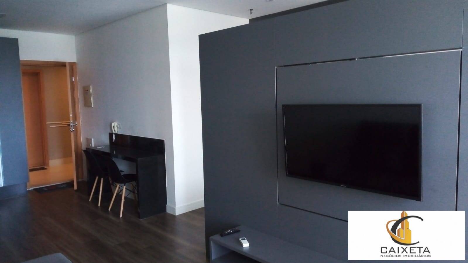 Apartamento para alugar com 1 quarto, 42m² - Foto 4