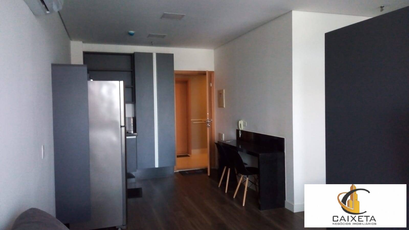 Apartamento para alugar com 1 quarto, 42m² - Foto 9