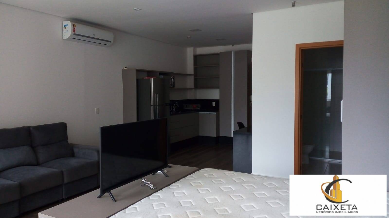 Apartamento para alugar com 1 quarto, 42m² - Foto 8