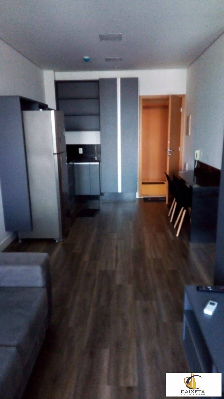 Apartamento para alugar com 1 quarto, 42m² - Foto 13