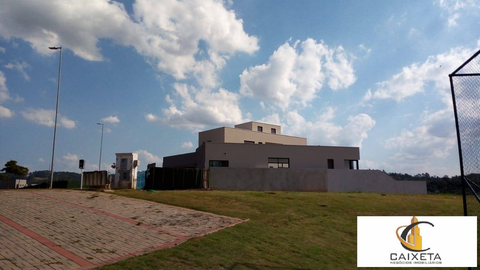 Casa de Condomínio à venda com 4 quartos, 400m² - Foto 10