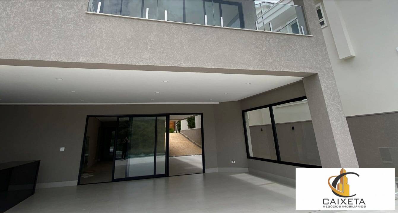 Casa à venda com 4 quartos, 556m² - Foto 14