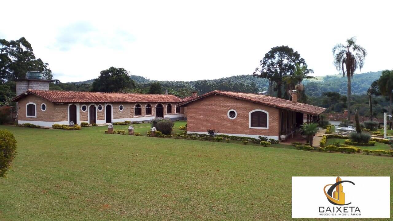 Fazenda à venda com 8 quartos, 24200m² - Foto 2