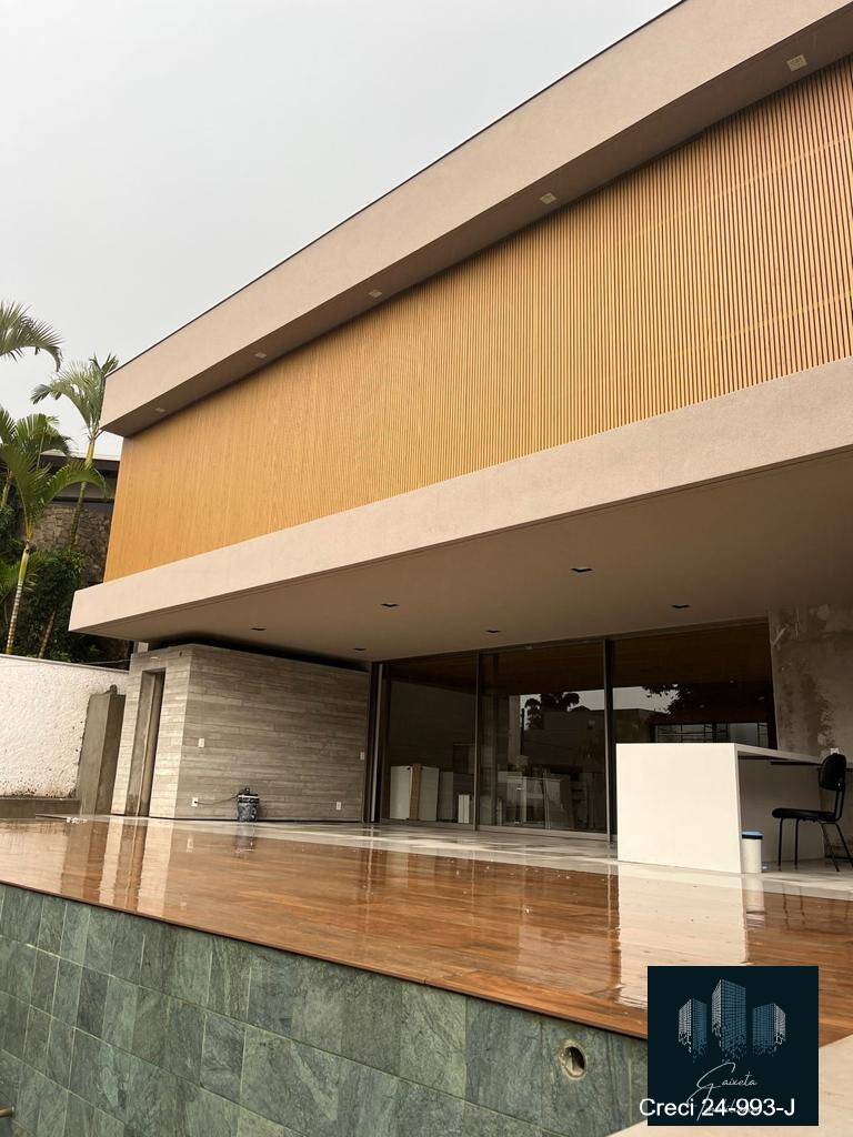 Casa de Condomínio à venda com 4 quartos, 622m² - Foto 1