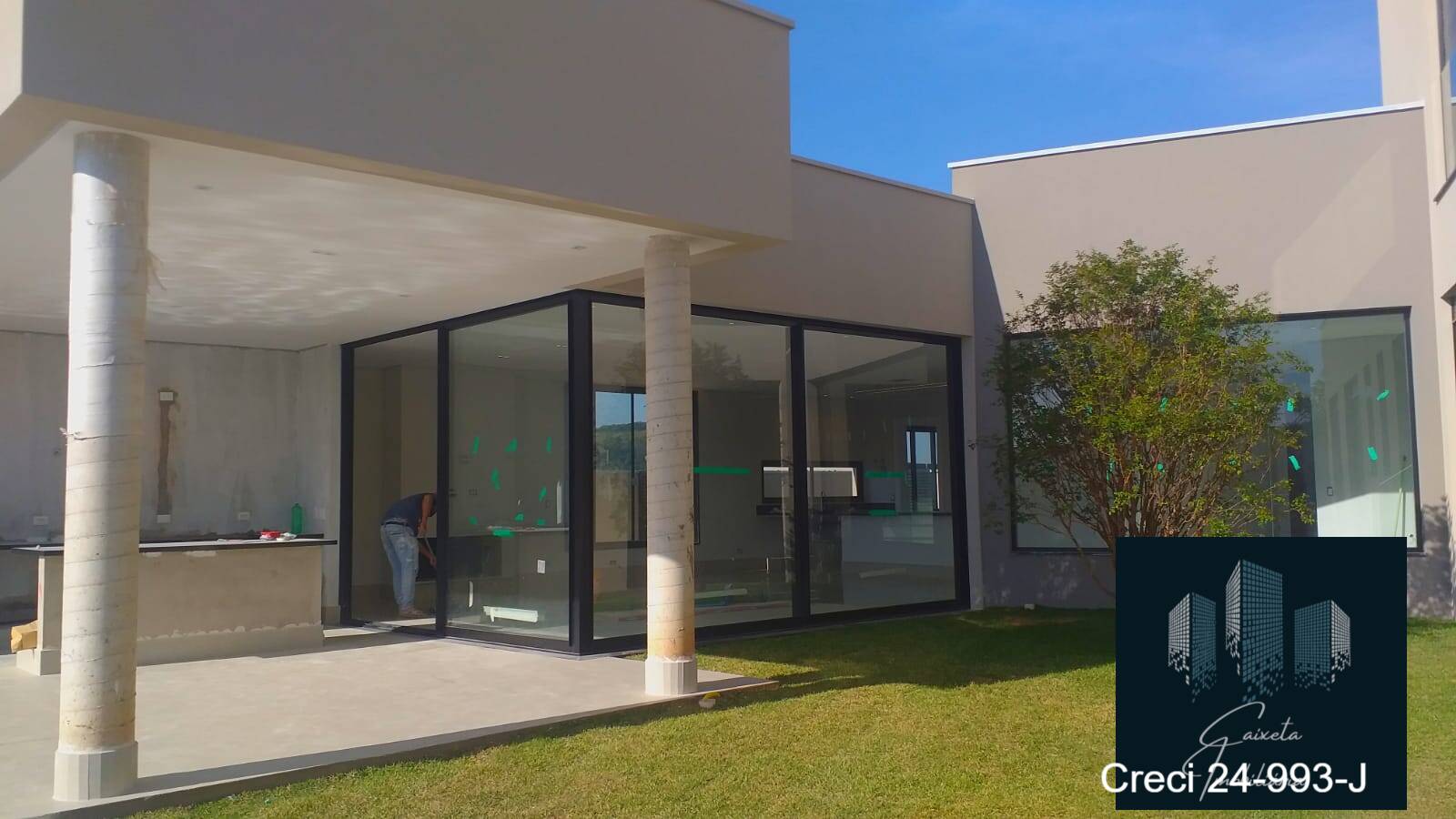 Casa de Condomínio à venda com 4 quartos, 400m² - Foto 12