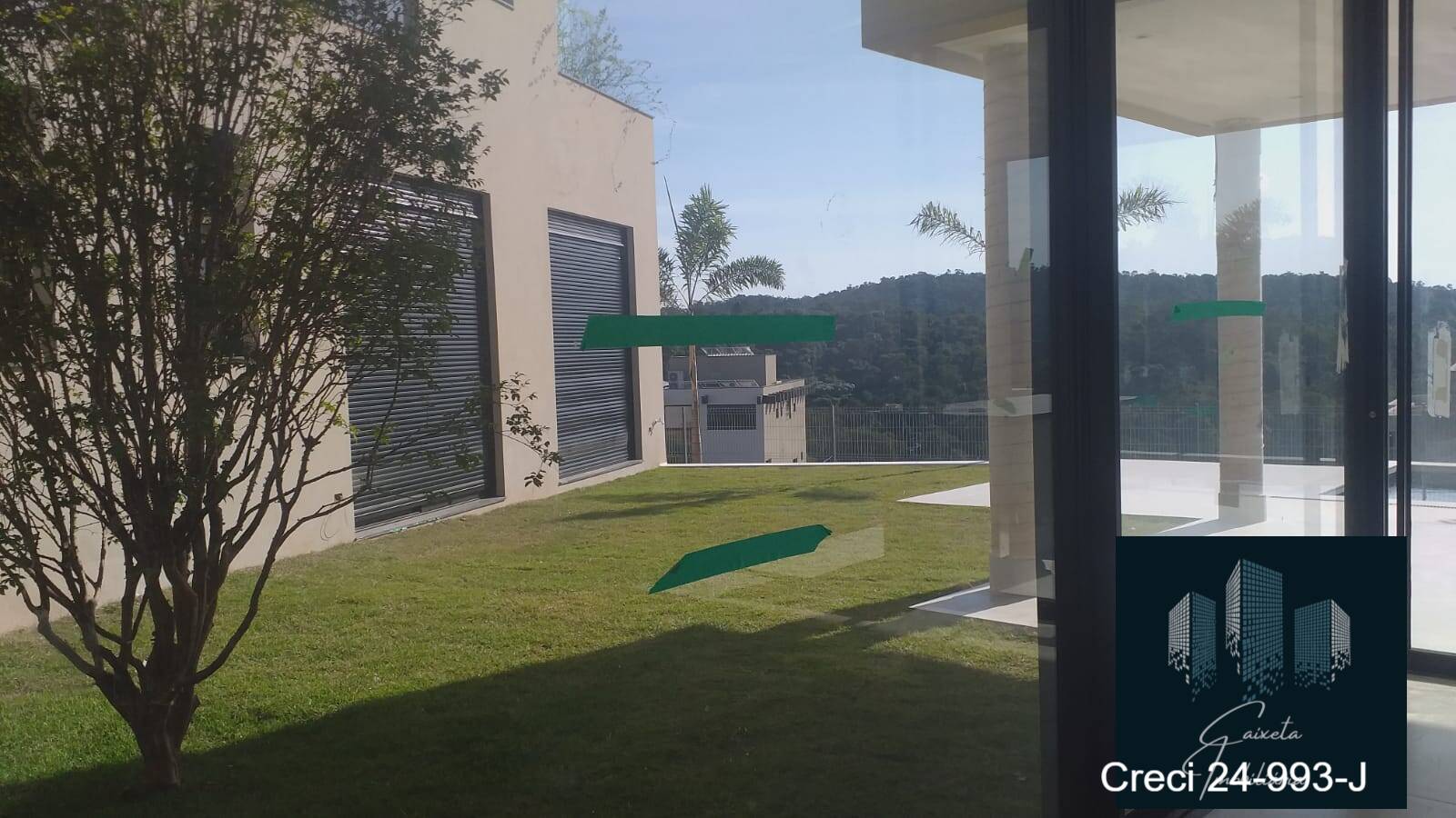 Casa de Condomínio à venda com 4 quartos, 400m² - Foto 25