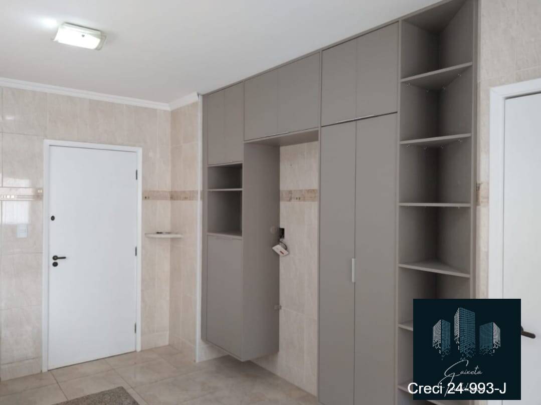 Casa de Condomínio à venda e aluguel com 5 quartos, 400m² - Foto 17