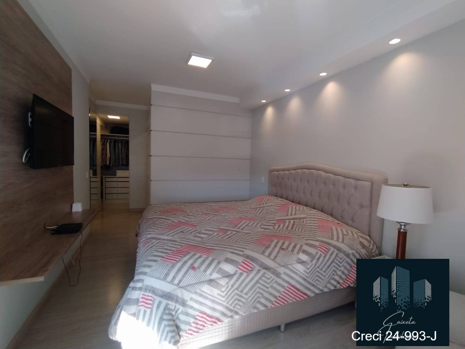 Apartamento à venda com 3 quartos, 155m² - Foto 25