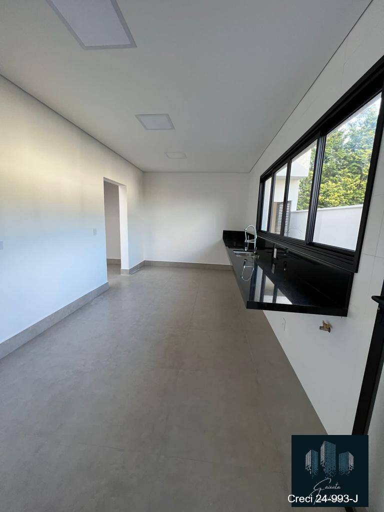 Casa de Condomínio à venda com 4 quartos, 200m² - Foto 7