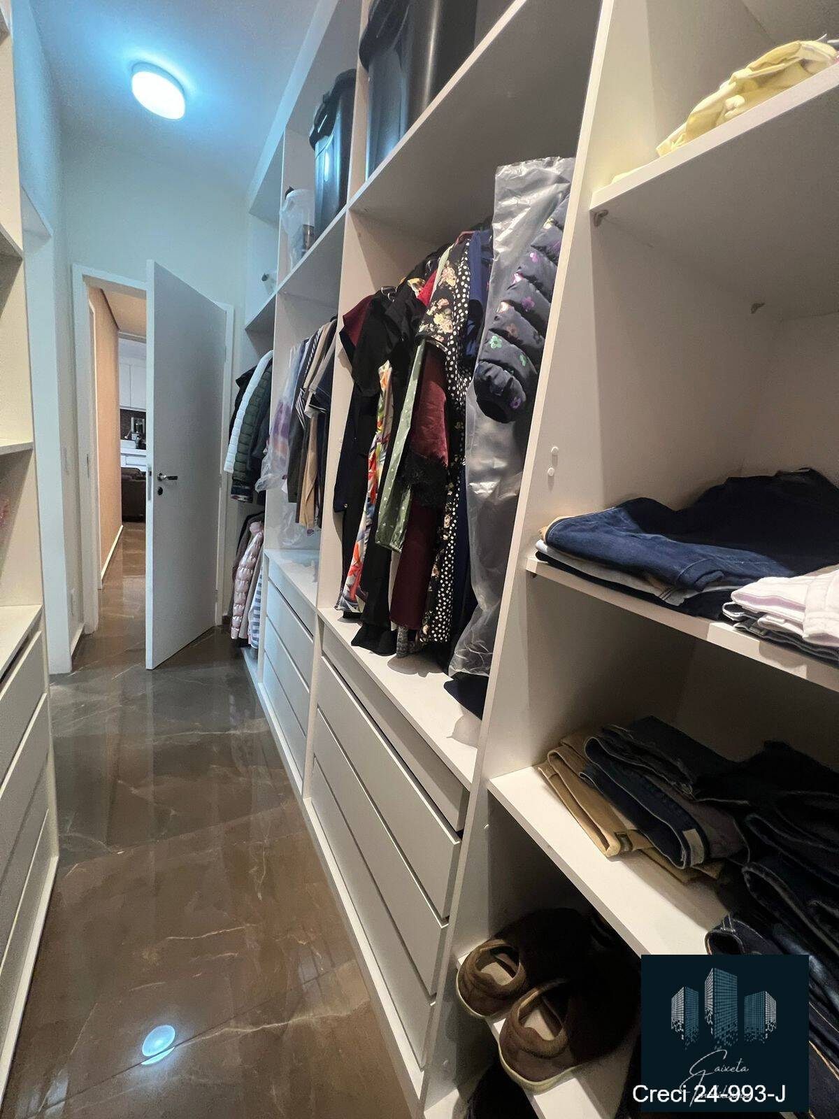 Apartamento à venda com 2 quartos, 76m² - Foto 14